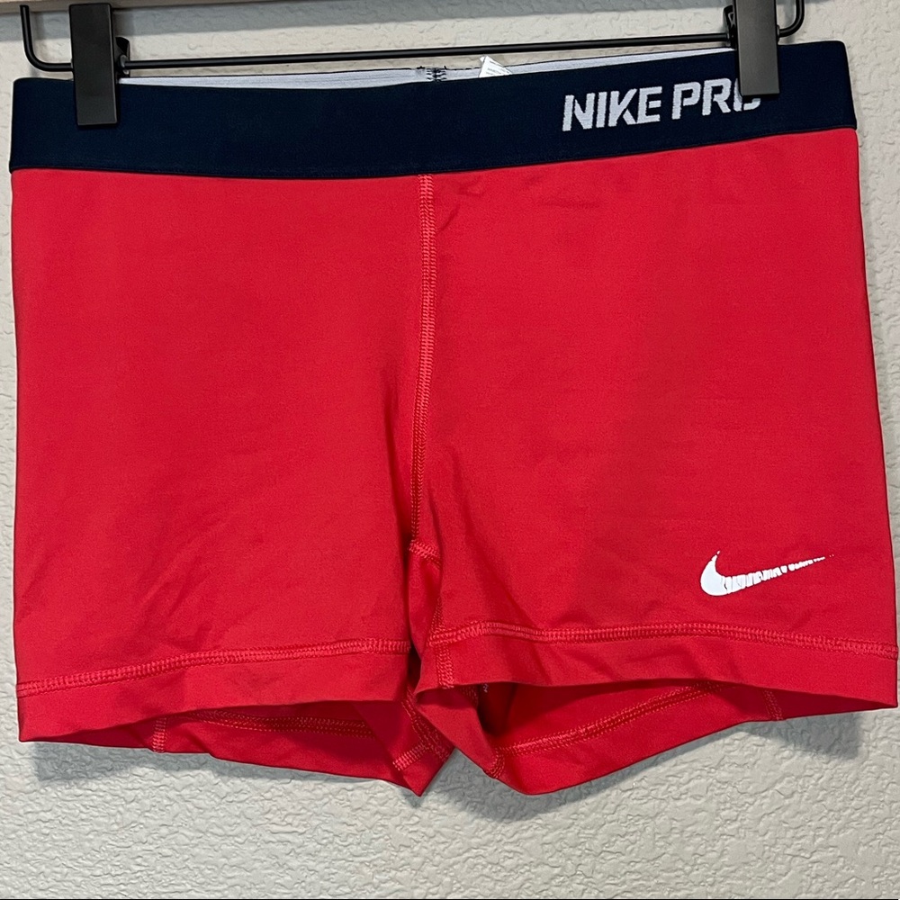 Women Nike pro 3” spandex